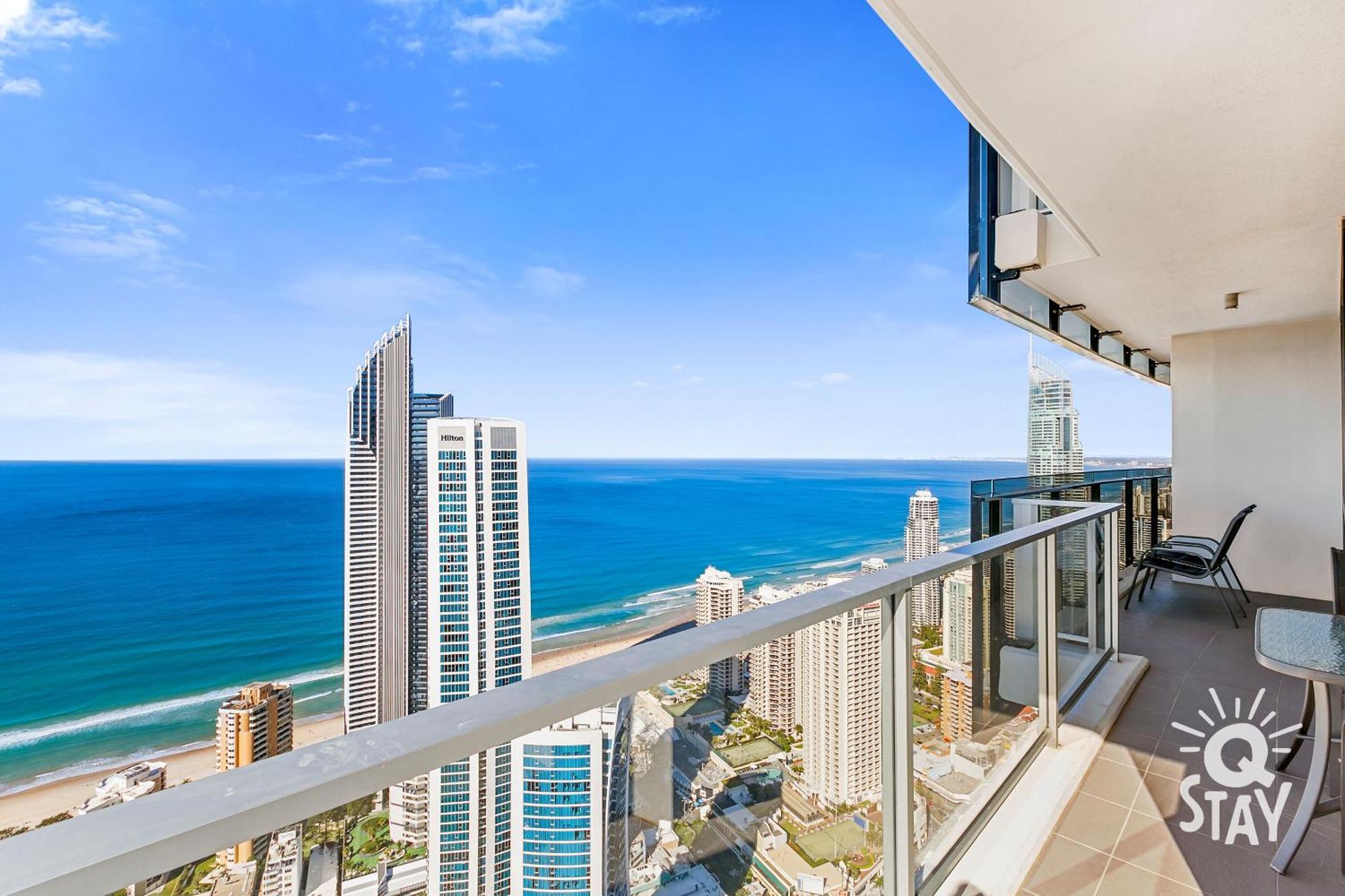Circle On Cavill - Qstay Gold Coast Exterior photo