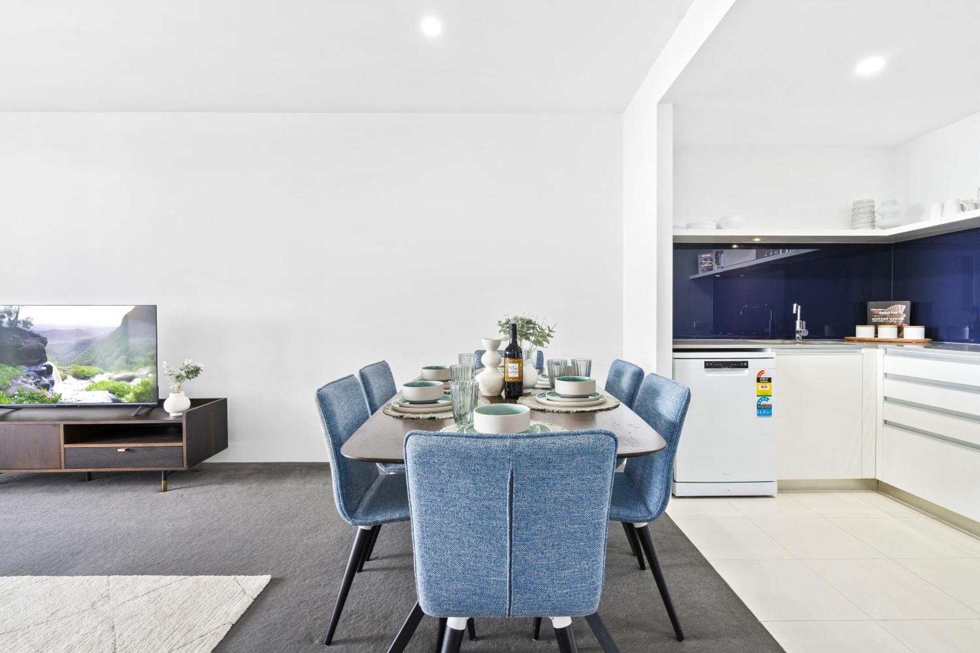 Circle On Cavill - Qstay Gold Coast Exterior photo